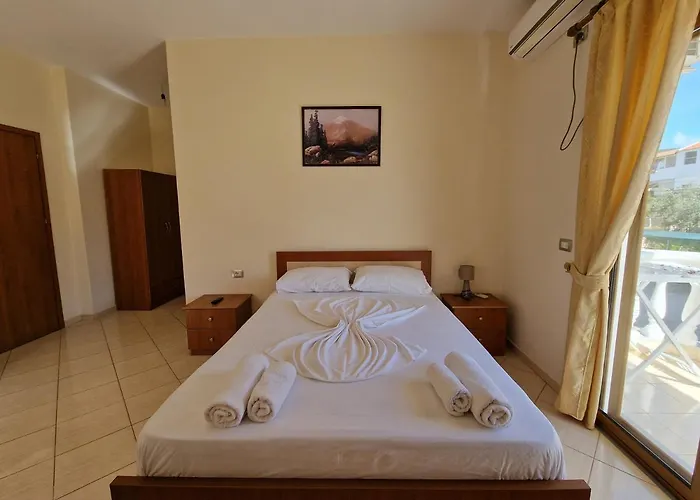 Sali Hasani Daire Ksamil