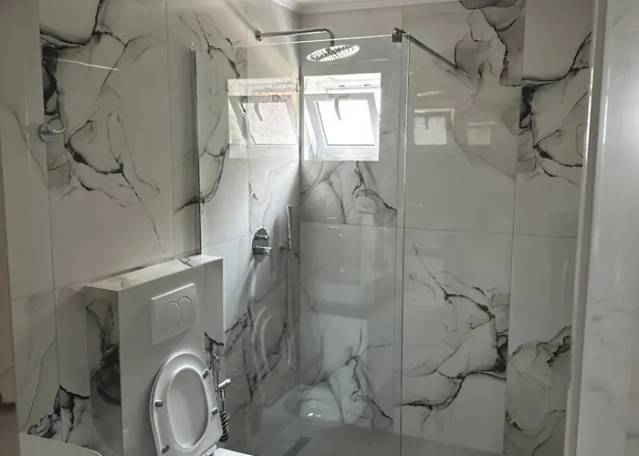 Sali Hasani Apartamento