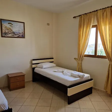 Sali Hasani * クサミル